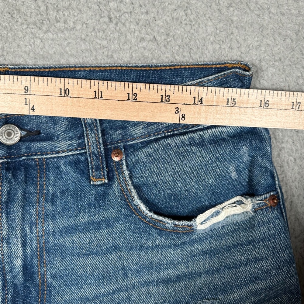 Abercrombie & Fitch A&F High Rise Mom Jean 30 10R Distressed Ripped‎ Medium Wash - Picture 3 of 9